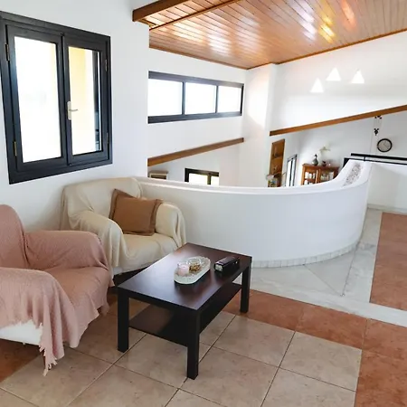 Villa Kouvelia Country Luxury