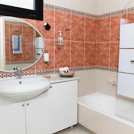 Kouvelia Country Luxury *