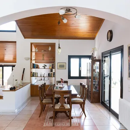 Kouvelia Country Luxury