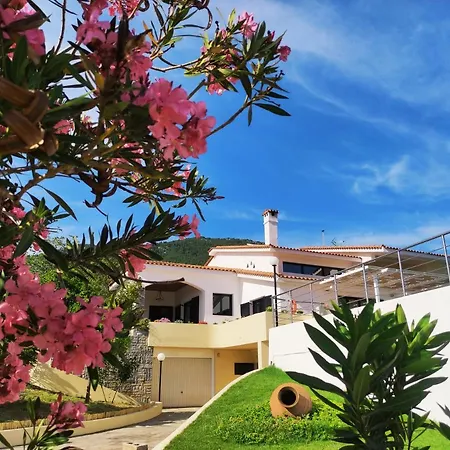 Villa Kouvelia Country Luxury *