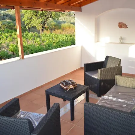 Kouvelia Country Luxury