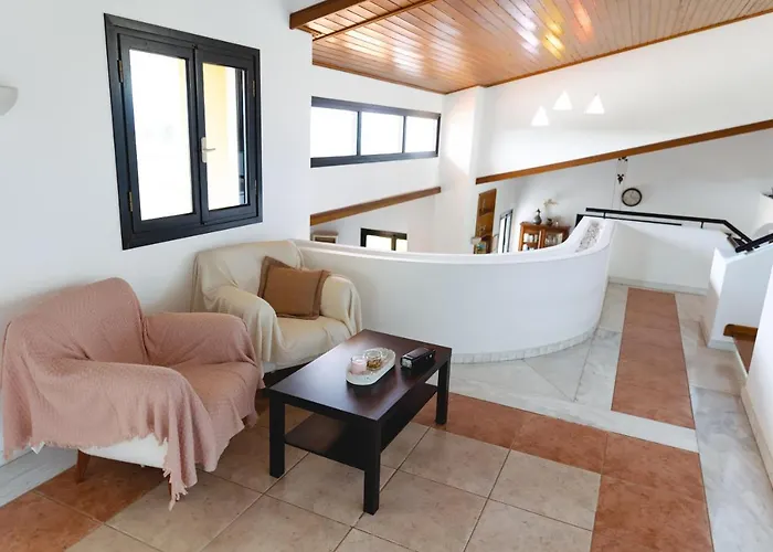 Villa Kouvelia Country Luxury