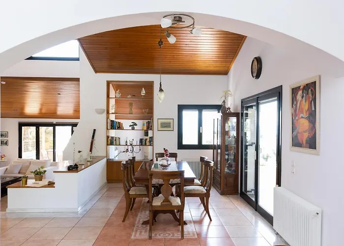 Kouvelia Country Luxury