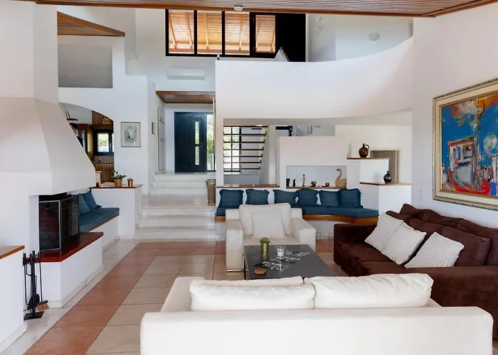 Villa Kouvelia Country Luxury *