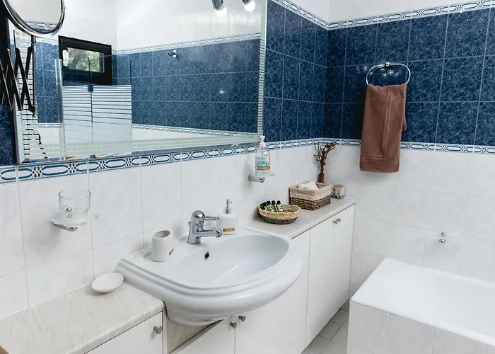 Kouvelia Country Luxury Villa