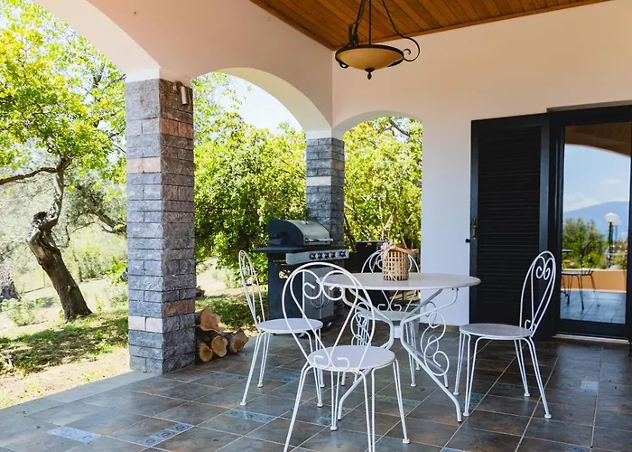 Kouvelia Country Luxury